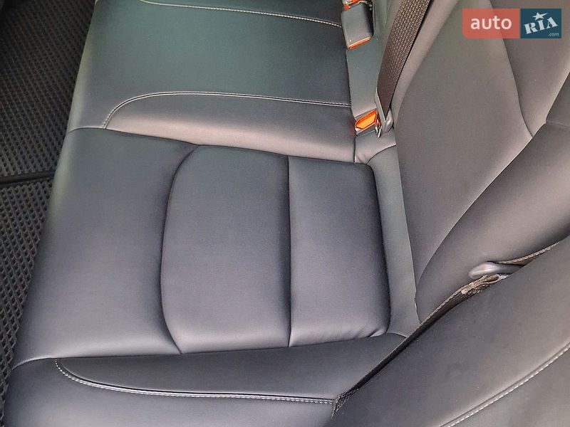 Седан Tesla Model 3 2021 в Кропивницком