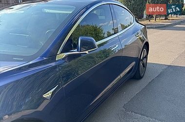 Седан Tesla Model 3 2019 в Шептицькому