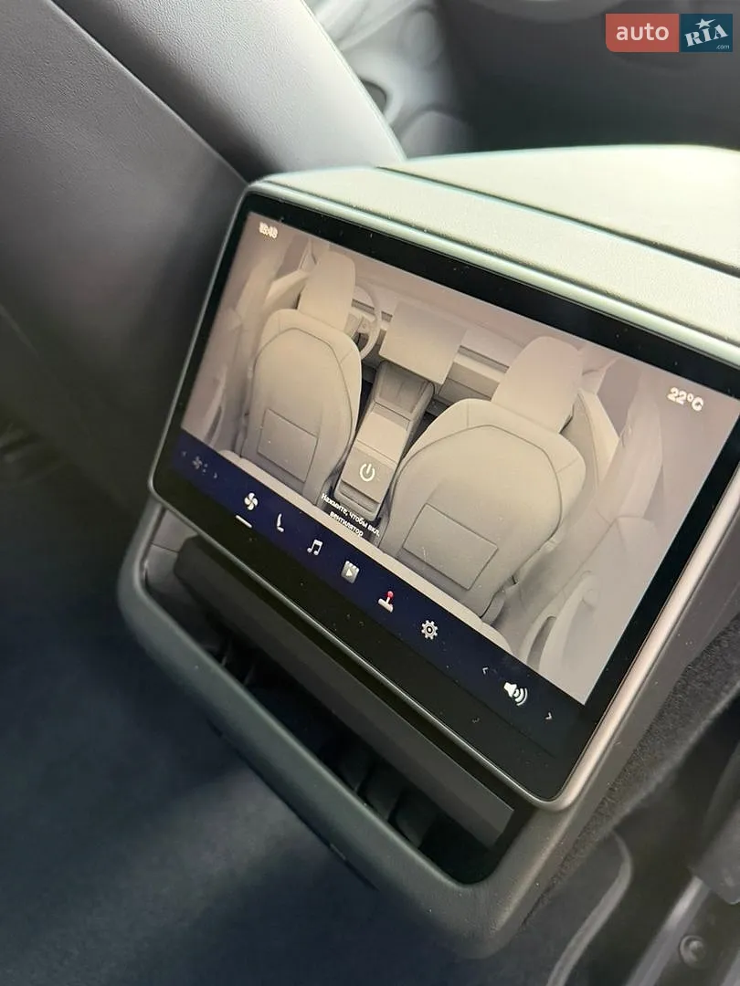 2024 Tesla Model 3 - мініатюра 10