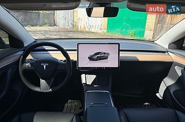 Седан Tesla Model 3 2022 в Києві
