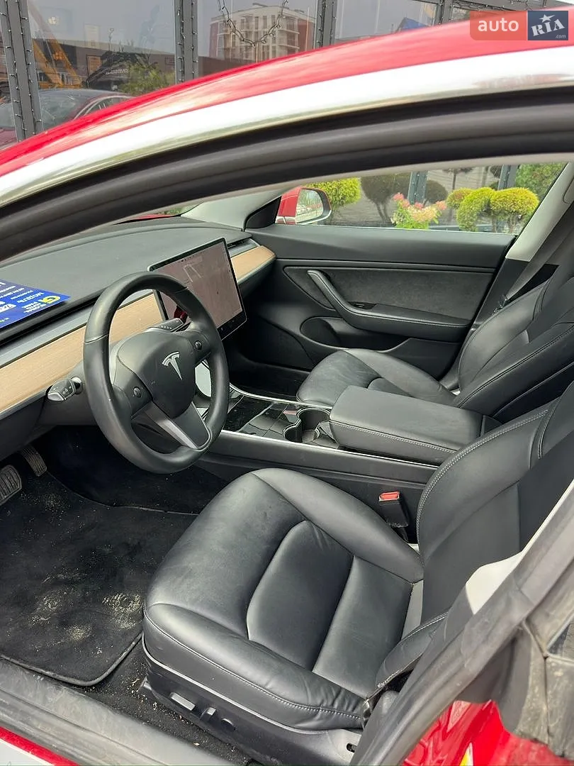 2018 Tesla Model 3 - мініатюра 13