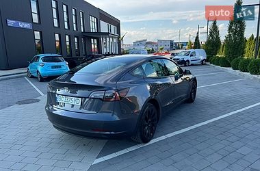 Седан Tesla Model 3 2022 в Львові