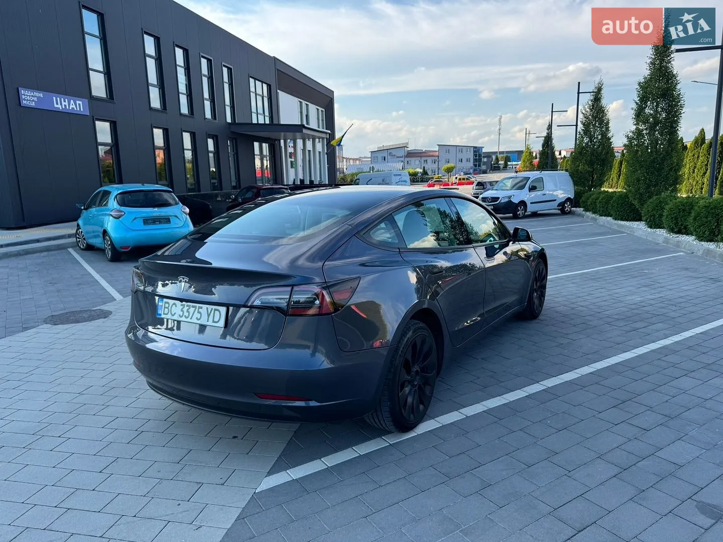2022 Tesla Model 3 - мініатюра 17