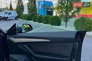 Седан Tesla Model 3 2022 в Львові