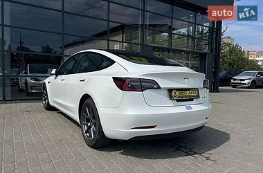 Седан Tesla Model 3 2020 в Івано-Франківську
