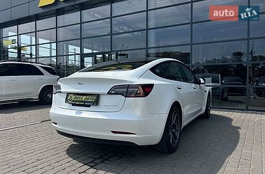 Седан Tesla Model 3 2020 в Ивано-Франковске