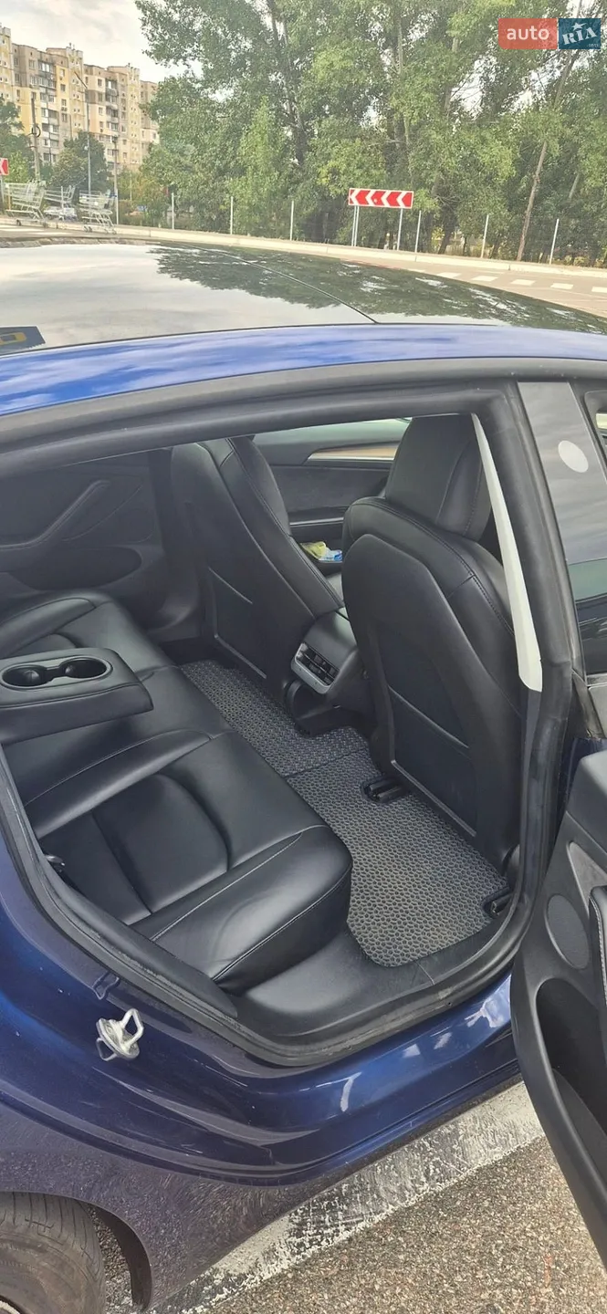 2022 Tesla Model 3 - мініатюра 10