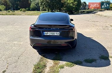 Седан Tesla Model 3 2024 в Запорожье