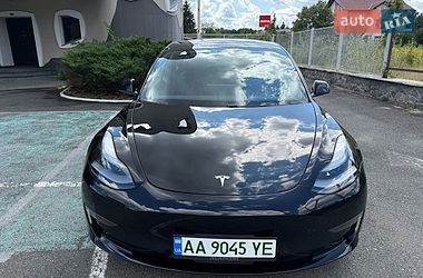Седан Tesla Model 3 2021 в Киеве