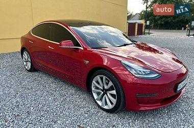 Седан Tesla Model 3 2019 в Самборе