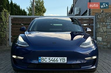 Седан Tesla Model 3 2019 в Стрые