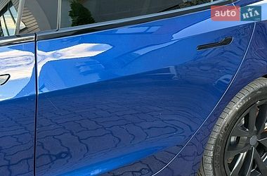 Седан Tesla Model 3 2019 в Стрые