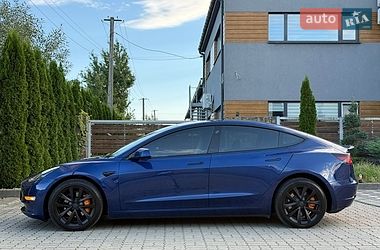 Седан Tesla Model 3 2019 в Стрые