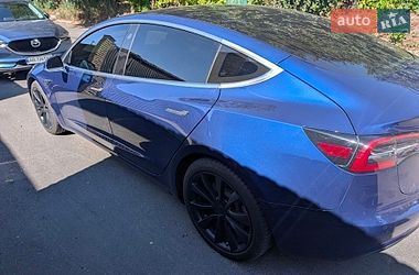 Седан Tesla Model 3 2018 в Киеве