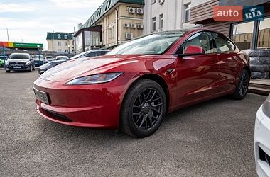 Седан Tesla Model 3 2024 в Києві фото 3 Седан Tesla Model 3 2024 в Києві