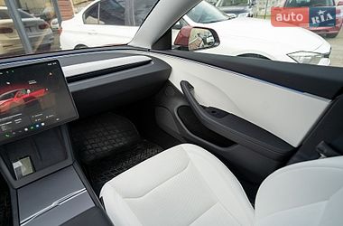 Седан Tesla Model 3 2024 в Києві фото 19 Седан Tesla Model 3 2024 в Києві
