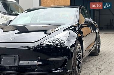 Седан Tesla Model 3 2022 в Самборі