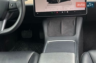 Седан Tesla Model 3 2022 в Самборі