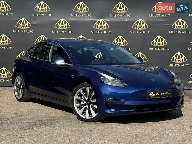 Tesla Model 3 2018