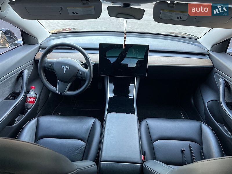 Седан Tesla Model 3 2019 в Запорожье