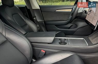 Седан Tesla Model 3 2022 в Хмельницком