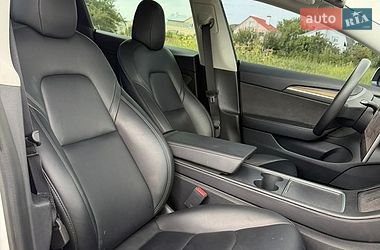 Седан Tesla Model 3 2022 в Хмельницком