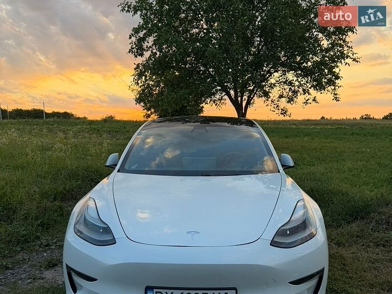 Tesla Model 3 2021 Tesla Model 3 2021