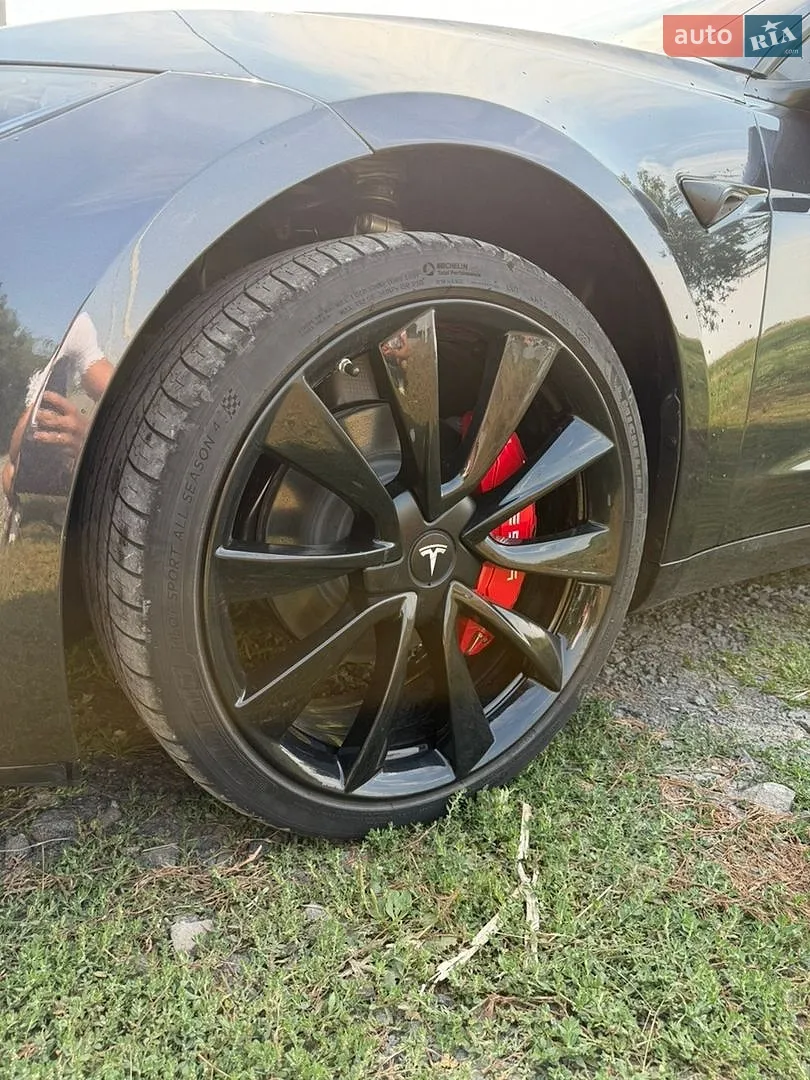 2025 Tesla Model 3 - мініатюра 5