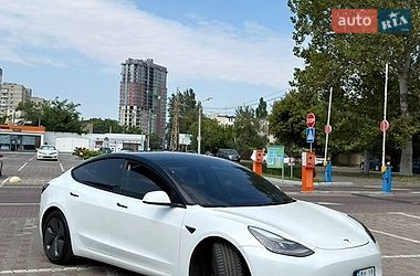 Седан Tesla Model 3 2021 в Одессе