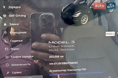 Седан Tesla Model 3 2018 в Львове
