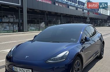 Седан Tesla Model 3 2022 в Первомайске