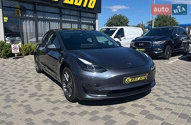 tesla model-3 2022 в Мукачево від професійного продавця [object Object]