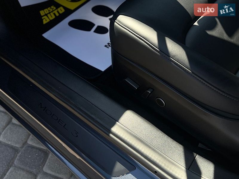 Седан Tesla Model 3 2022 в Мукачевому фото 11 Седан Tesla Model 3 2022 в Мукачевому