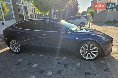 Седан Tesla Model 3 2018 в Борисполі