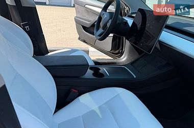 Седан Tesla Model 3 2022 в Києві