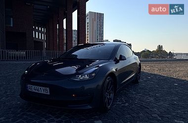 Седан Tesla Model 3 2023 в Дніпрі фото 7 Седан Tesla Model 3 2023 в Дніпрі