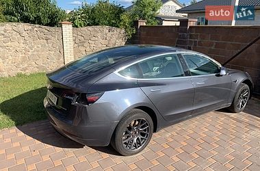 Седан Tesla Model 3 2019 в Києві