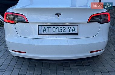 Седан Tesla Model 3 2019 в Коломые
