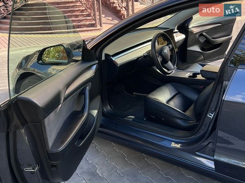 Седан Tesla Model 3 2023 в Софиевской Борщаговке