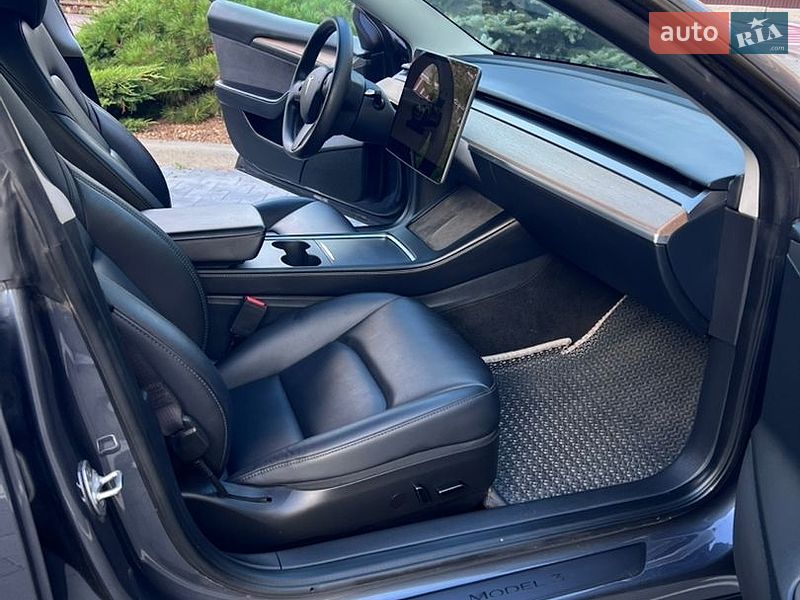 Седан Tesla Model 3 2023 в Софиевской Борщаговке