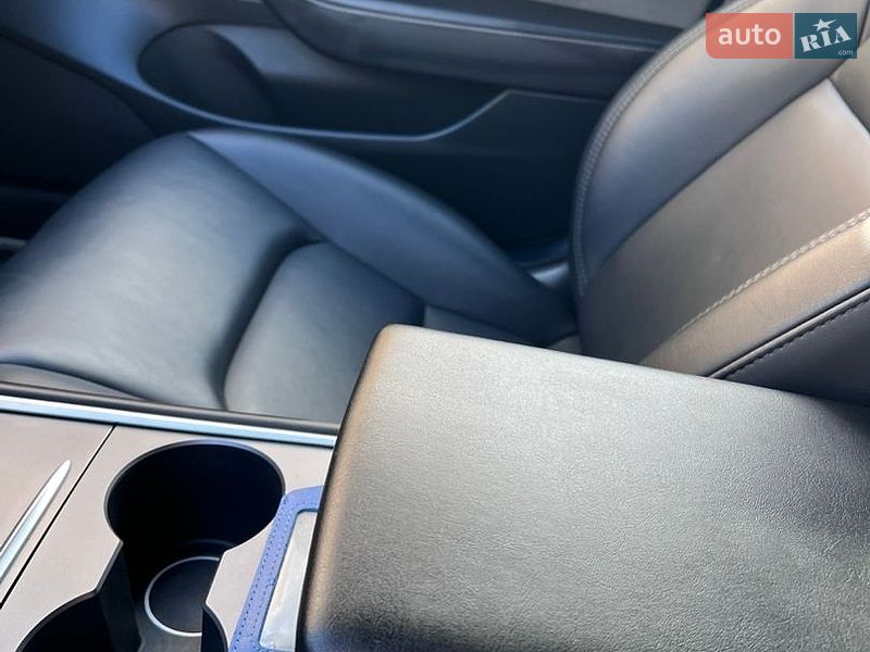 Седан Tesla Model 3 2023 в Софиевской Борщаговке