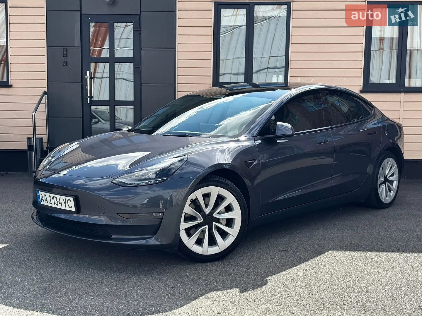 2022 Tesla Model 3 - фото 1