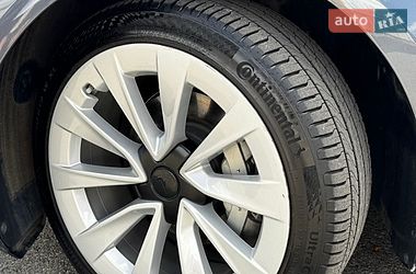 Седан Tesla Model 3 2022 в Киеве