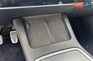 Седан Tesla Model 3 2022 в Киеве