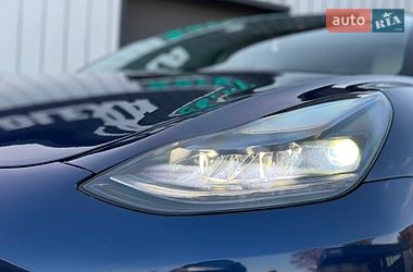Седан Tesla Model 3 2018 в Владимире