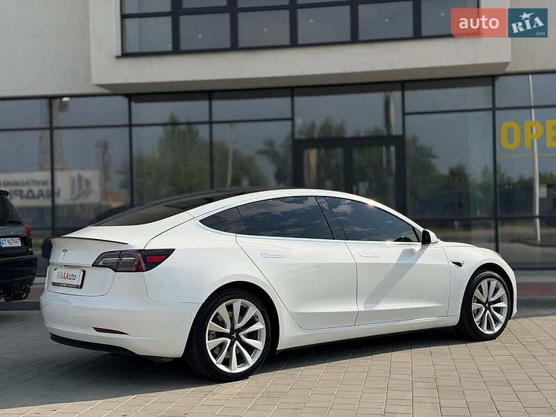 Седан Tesla Model 3 2020 в Ивано-Франковске фото 9 Седан Tesla Model 3 2020 в Ивано-Франковске