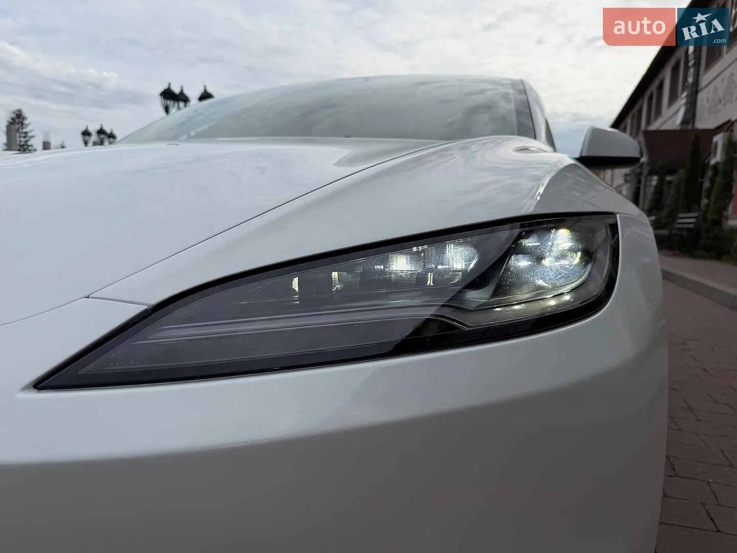 2025 Tesla Model 3 - мініатюра 30