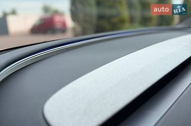 Седан Tesla Model 3 2025 в Стрые