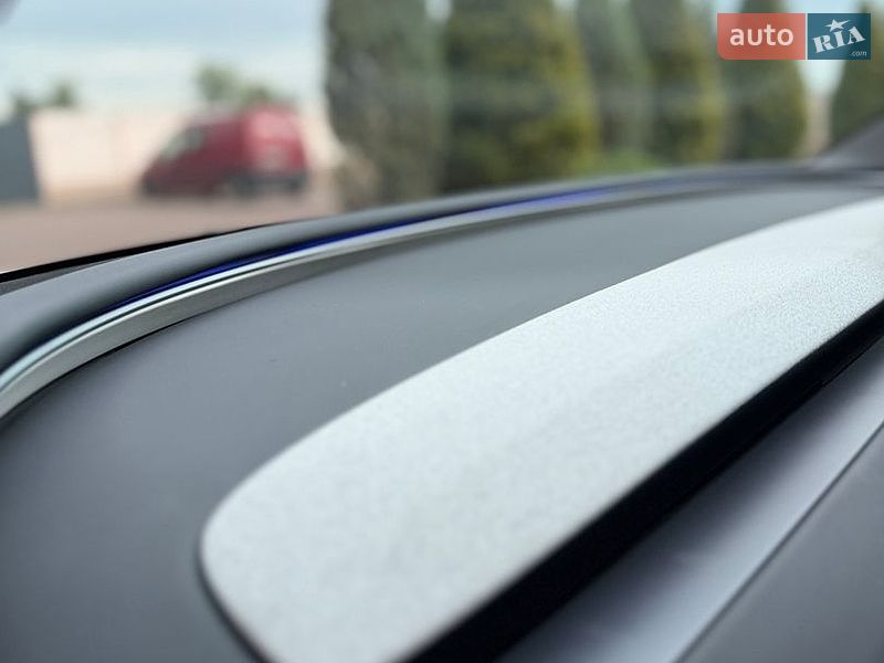 Седан Tesla Model 3 2025 в Стрые