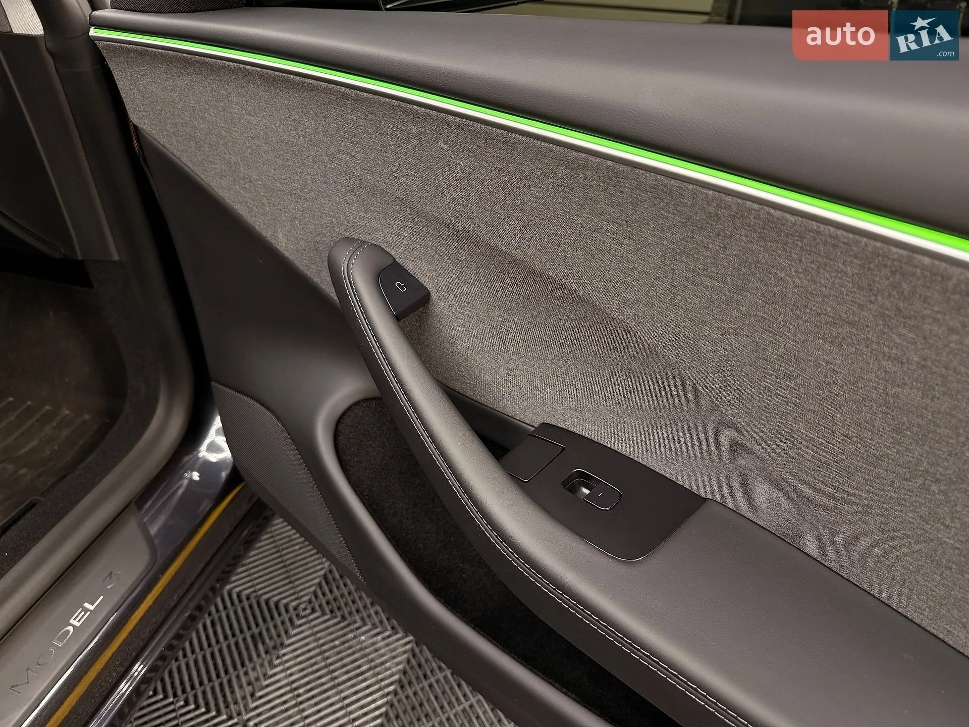 2025 Tesla Model 3 - мініатюра 66